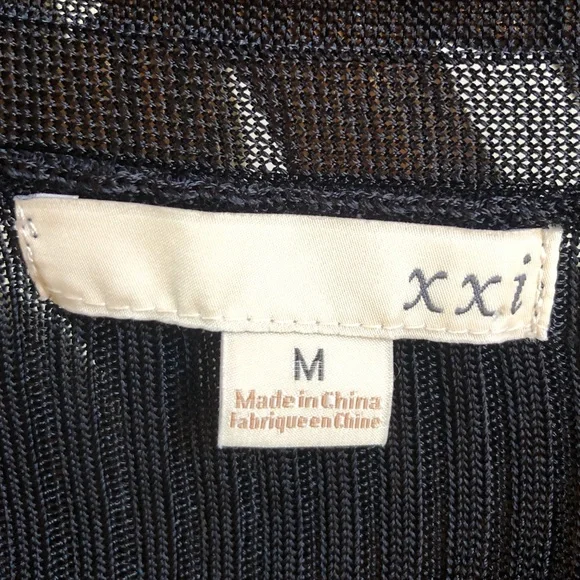 Forever 21 Black Knit Vest Women Sz M Drape Sleeveless Semi-Sheer Adult - Picture 2 of 5